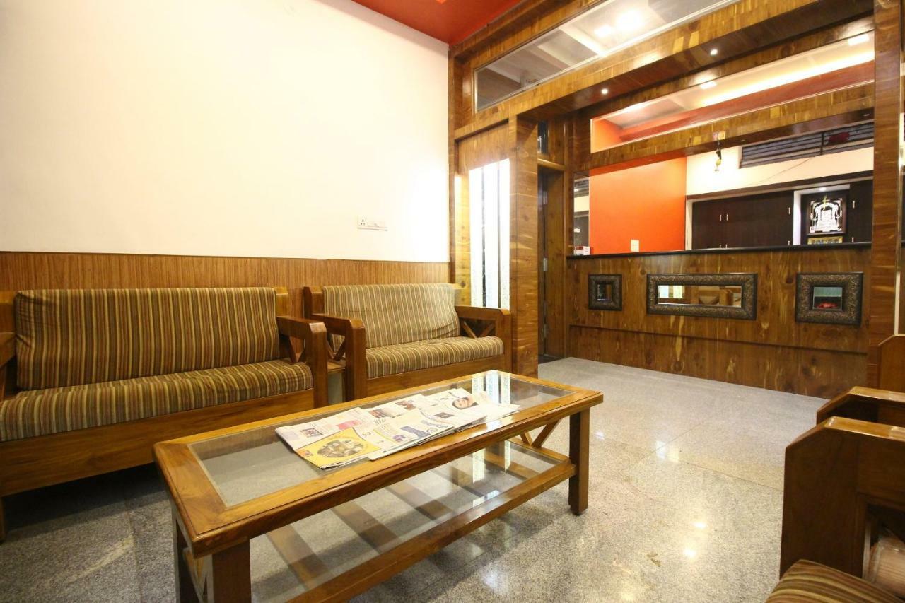 Oyo Flagship 30734 Jeevan Lodge Shimoga Eksteriør billede